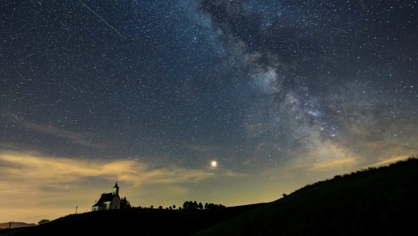 La Lluvia De Perseidas Una Maravilla Estelar En Las Noches De Verano, Misterio y Ciencia en Planeta Incógnito: Revista web y podcast