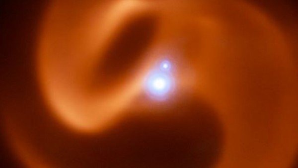 El Observatorio Europeo Austral Capta Por Primera Vez Un Sistema Estelar Triple En La Via Lactea, Misterio y Ciencia en Planeta Incógnito: Revista web y podcast