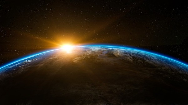 Una Colision Planetaria Trajo A La Tierra Los Elementos Basicos Para La Vida, Misterio y Ciencia en Planeta Incógnito: Revista web y podcast