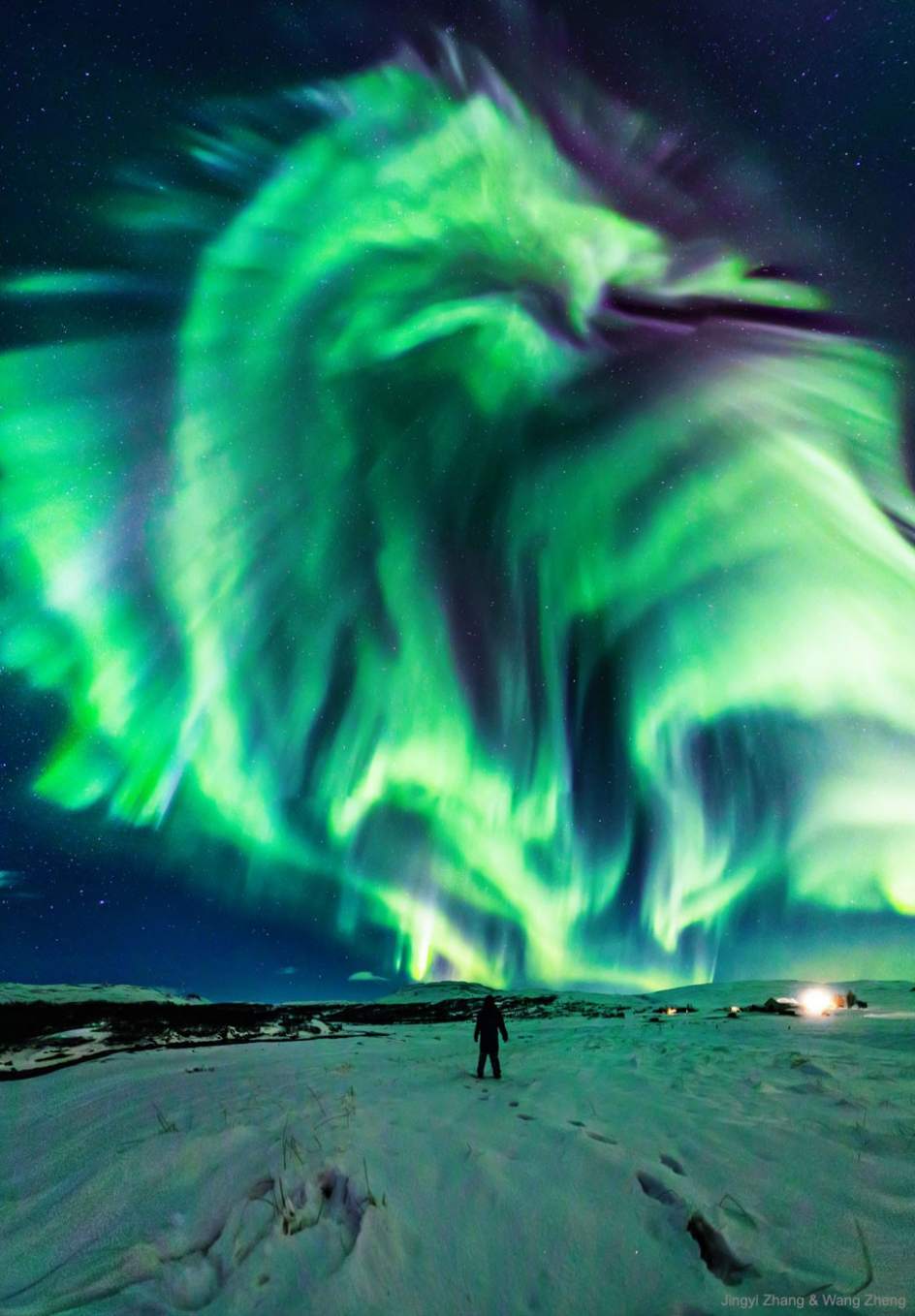 Una Espectacular Aurora Boreal Con Forma De Dragon Ilumina El Cielo Nocturno De Islandia 1, Misterio y Ciencia en Planeta Incógnito: Revista web y podcast