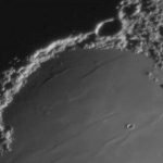 Cráter Sinus Iridum visto desde la Chang E3 durante el alunizaje