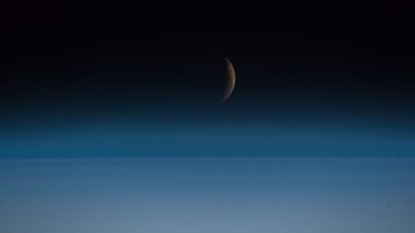 El eclipse de luna, visto desde el espacio