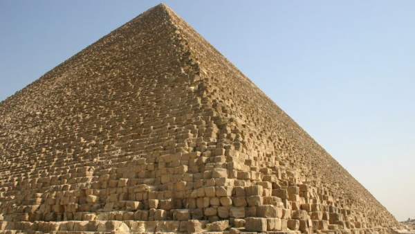 Descubren Como Los Egipcios Sacaban Los Bloques De Piedra Para Construir Sus Templos En La Epoca De Keops, Planeta Incógnito